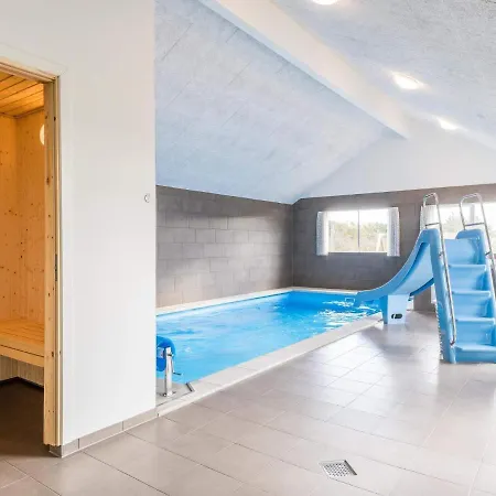 26 Person In Nørre Nebel