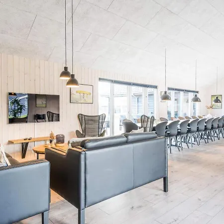 Semesterbostad 26 Person In *