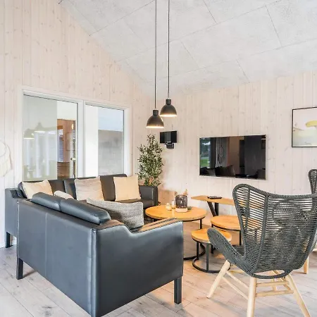 26 Person In Nørre Nebel