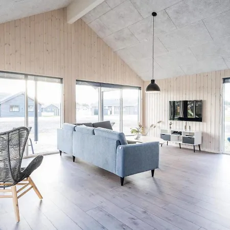 26 Person In Nørre Nebel