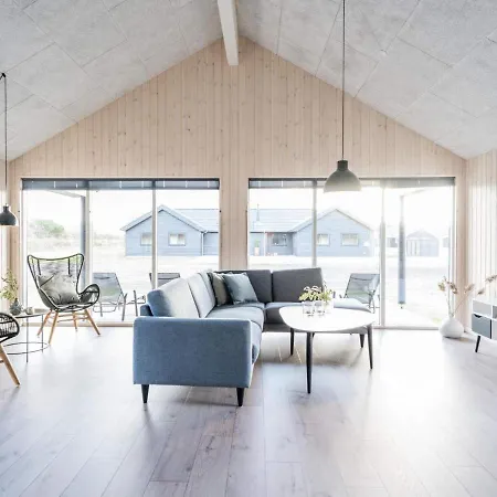 26 Person In * Norre Nebel